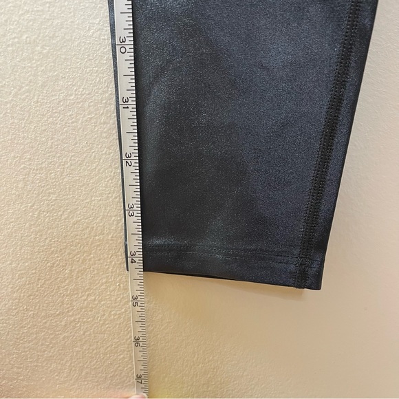 NWOT Carbon38 high rise full length legging in Takara shine. - Picture 10 of 11